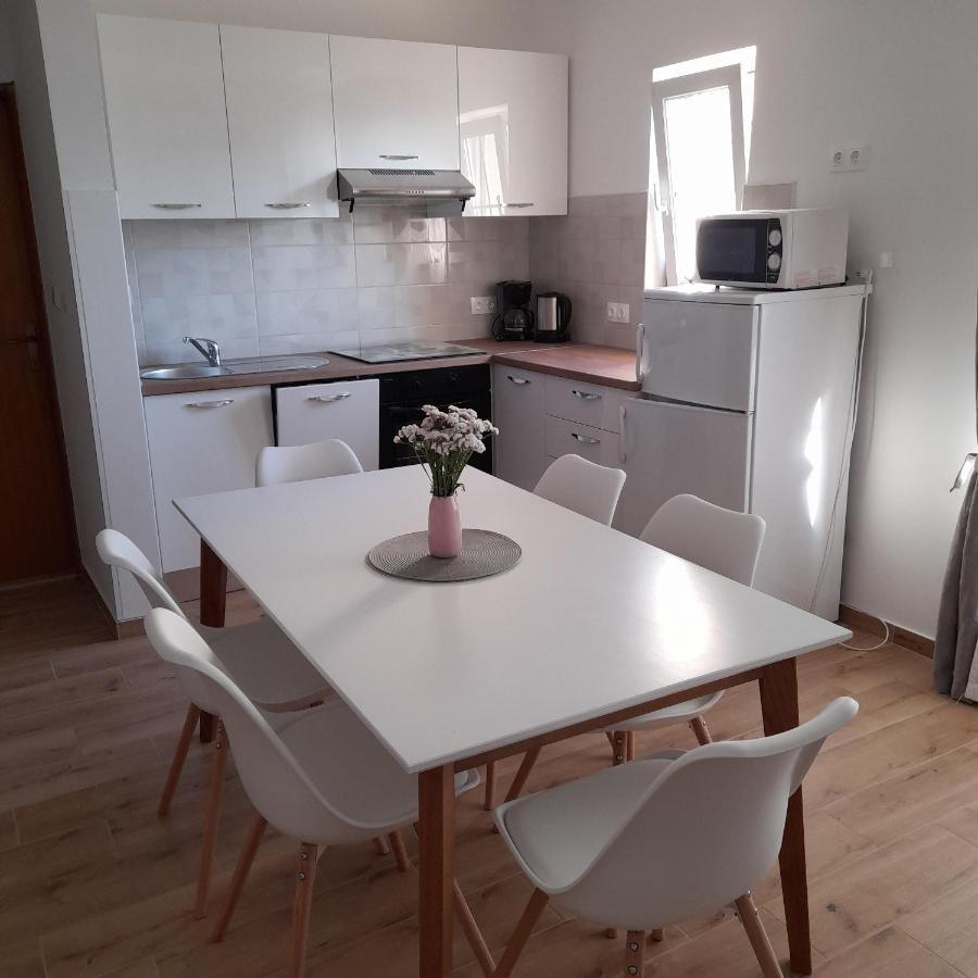 Apartments Filipovic 比奥格勒·纳·莫鲁 外观 照片