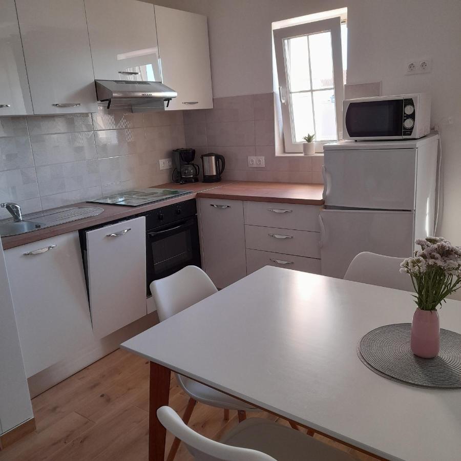 Apartments Filipovic 比奥格勒·纳·莫鲁 外观 照片