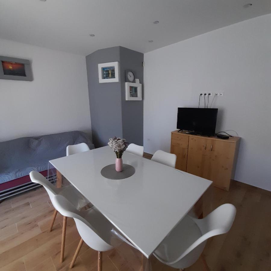 Apartments Filipovic 比奥格勒·纳·莫鲁 外观 照片