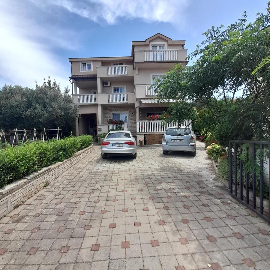 Apartments Filipovic 比奥格勒·纳·莫鲁 外观 照片