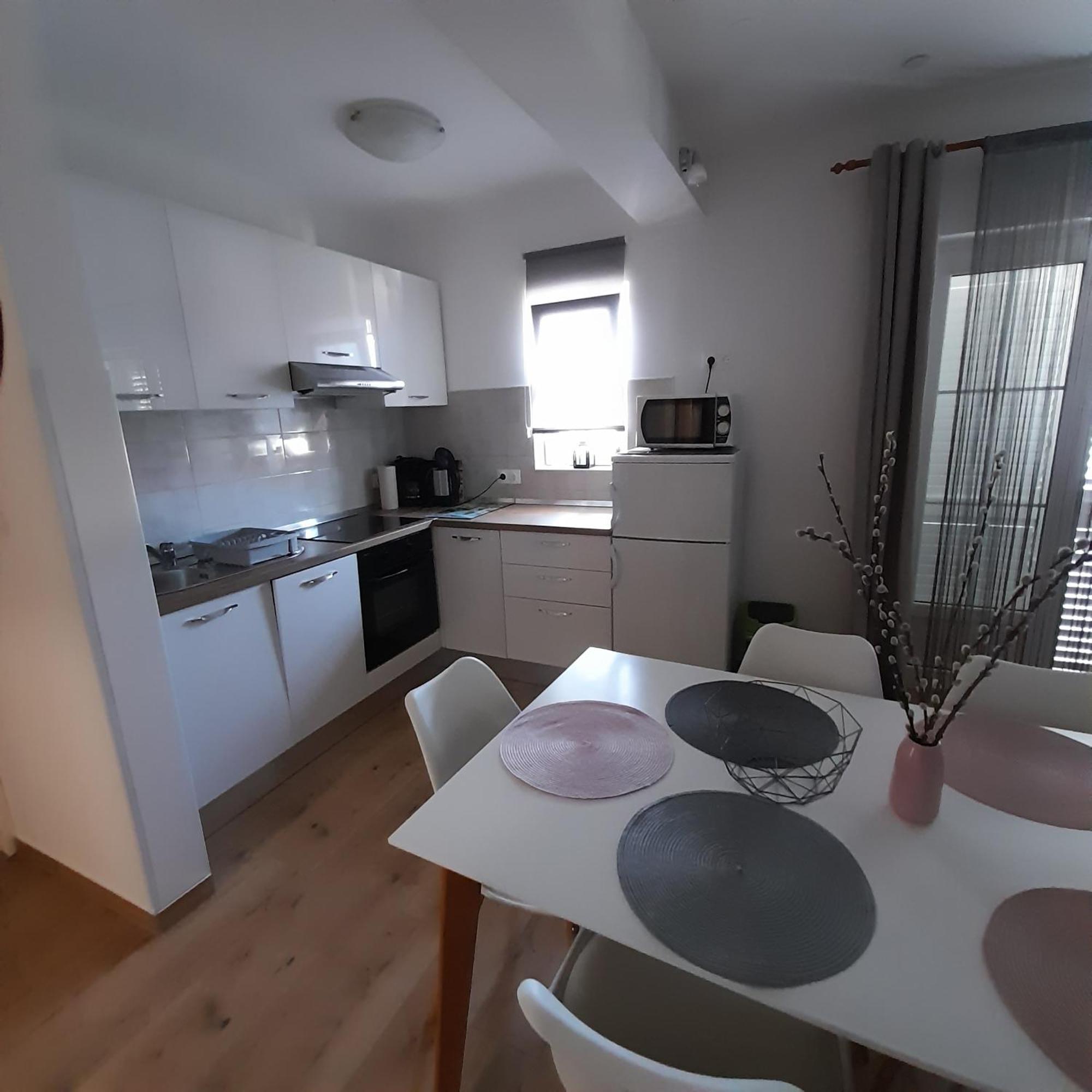 Apartments Filipovic 比奥格勒·纳·莫鲁 外观 照片